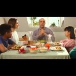 Checco Zalone – Sono io quello strano? (dal film: Quo vado)