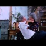 Paolo Villaggio e Gigi Reder – La mamma (dal film: Fracchia e la belva umana)