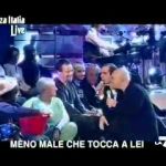 Checco Zalone e Maurizio Crozza – Inno a Berlusconi