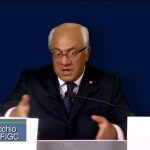 Maurizio Crozza – Carlo Tavecchio – Nel paese delle meraviglie