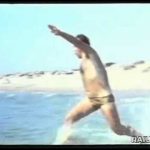 Carlo Verdone – Il bagno al mare (dal film: Troppo forte)